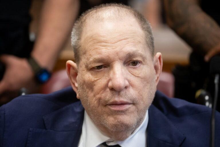 Imagen: Harvey Weinstein, culpable de un cargo de agresión sexual tras un nuevo juicio