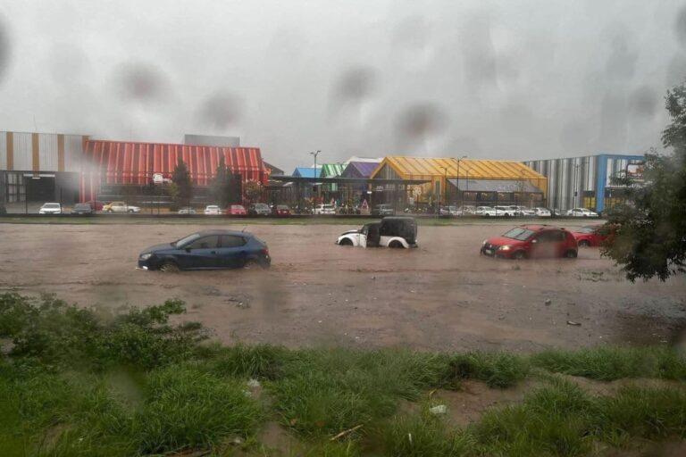Imagen: Acusa el gobierno de Hidalgo a centro comercial por incumplir acuerdos, tras inundación