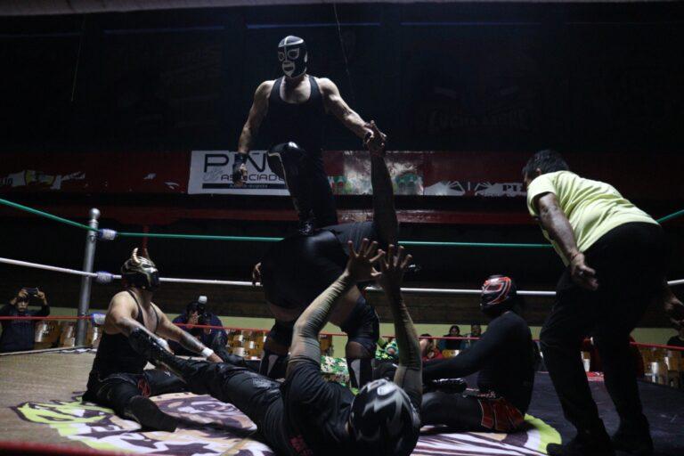 Imagen: ¡Explota la arena Afición! Black Shadow Jr. y compañía hacen valer su jerarquía en una noche de emociones y técnica