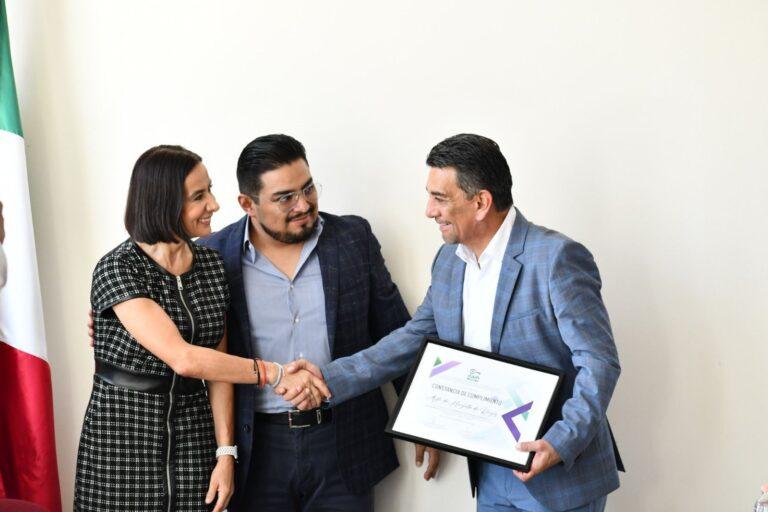 Imagen: Huejutla recibe constancia de cumplimiento en transparencia con calificación perfecta