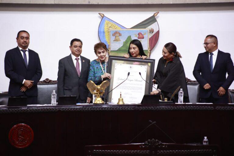 Imagen: Congreso de Hidalgo entrega medalla póstuma a Gabriel Vargas