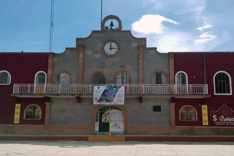 Imagen: Demandan a dos funcionarias de San Salvador por amenazas y abuso de poder