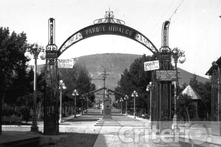 Imagen: El Parque Hidalgo revive su historia en una galería al aire libre
