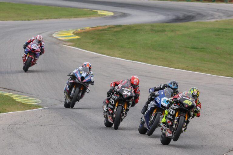 Imagen: Richie Escalante conquista el podio en Virginia y reafirma su lucha por el título en MotoAmerica 2025