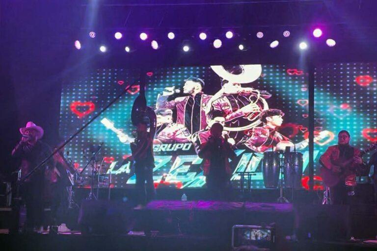 Imagen: Grupo sierreño evita corridos y toca temas románticos, en Zacualtipán