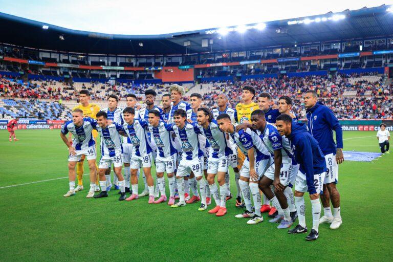 Imagen: Pachuca y Cruz Azul chocan en un clásico con cuentas pendientes