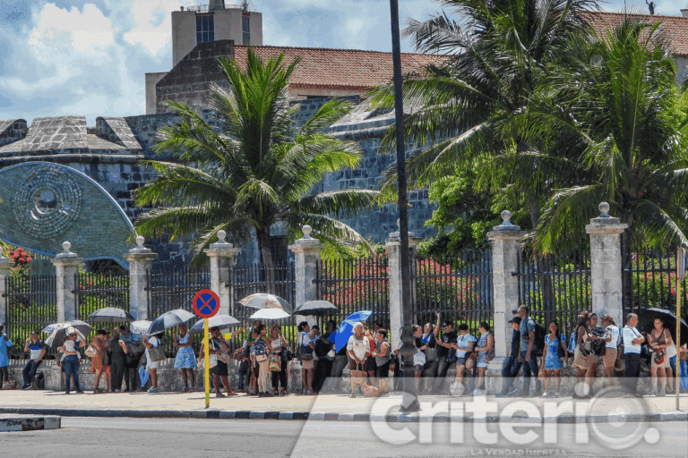 Imagen: Colapso eléctrico en Cuba: una falsa alarma apaga todo el país