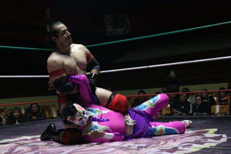 Imagen: Anthony González se impone a El Exótico en función especial del Día Nacional de la Lucha Libre