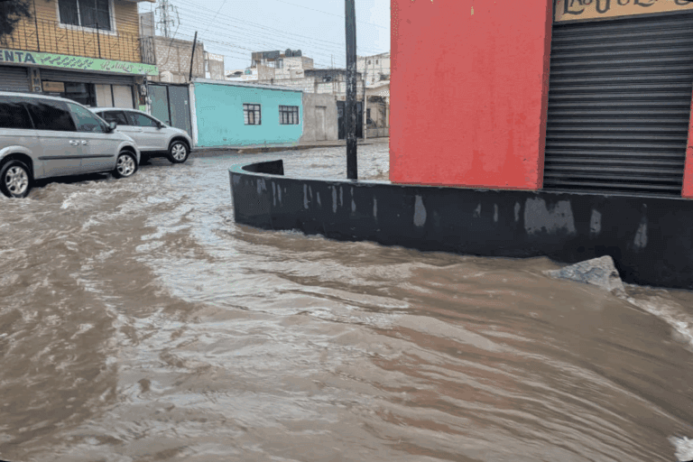 Imagen: Pachuca y Tulancingo bajo el agua: lluvias torrenciales, granizo e inundaciones en zonas de Hidalgo