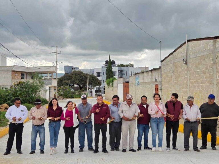 Imagen: Inauguran obras de pavimentación y embanquetado en Cuautepec de Hinojosa