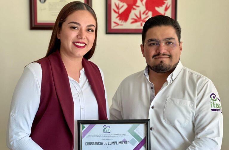 Imagen: Cuautepec recibe constancia de cumplimiento en transparencia del ITAIH