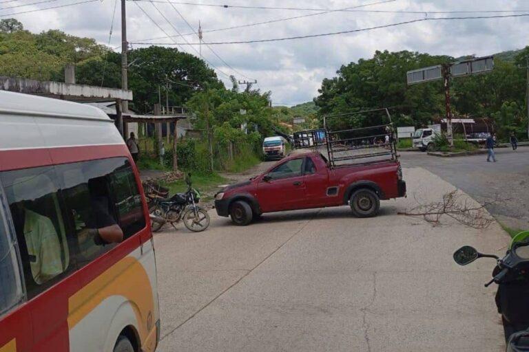 Imagen: Protestan en Huejutla por falta de claridad en indemnizaciones por terrenos de nueva carretera