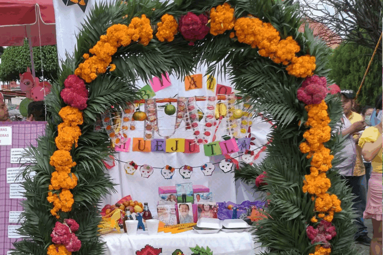 Imagen: Conoce el significado del altar huasteco, una tradición de Hidalgo
