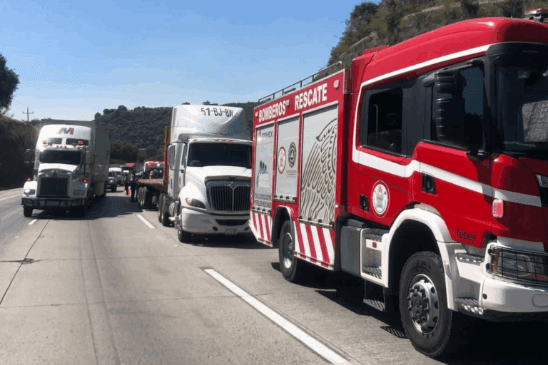 Imagen: Caos en la México–Querétaro: choque causa cierre vial