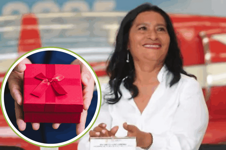 Imagen: Alcaldesa presume collar de más de 200 mil pesos: “Me lo regaló el pueblo”