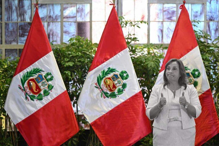 Imagen: Perú se queda sin presidenta: Dina Boluarte fue sustituida y ya presentaron a su suplente
