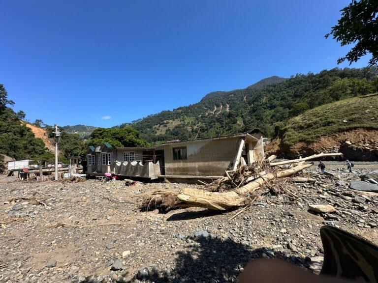 Imagen: La petición de los habitantes de Chapula, Tianguistengo, en caso de no poder regresar a sus casas