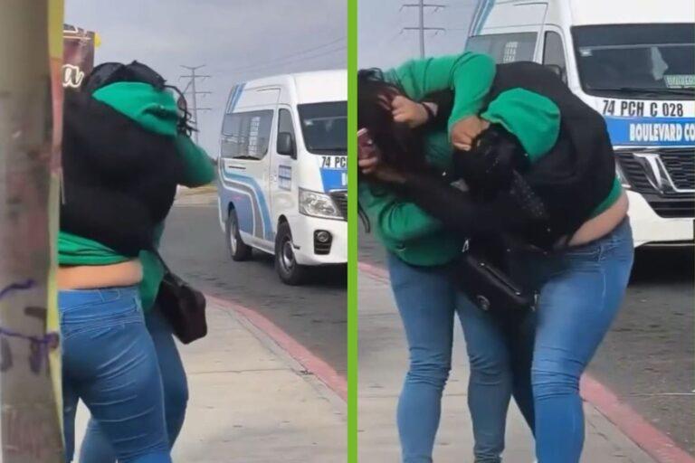 Imagen: Video: Mujeres se agarran a golpes frente a parada de combis, en Pachuca