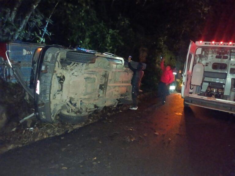 Imagen: Accidente en Tlanchinol: Volcadura en la México-Tampico