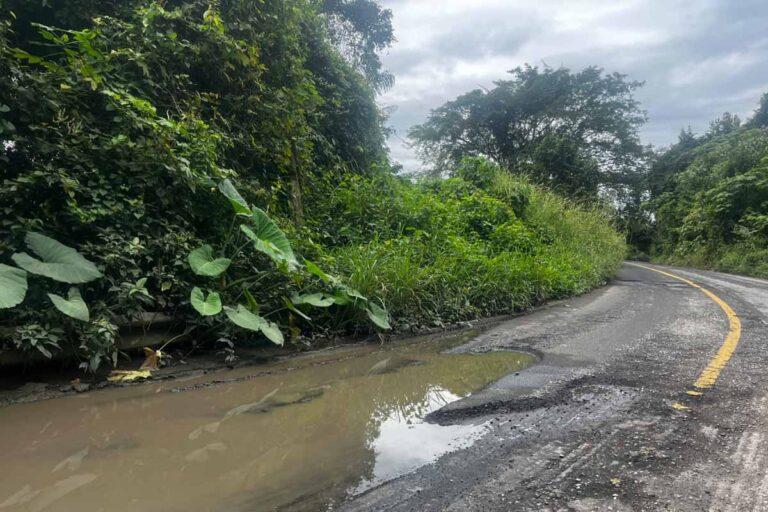 Imagen: Empeora el estado de la carretera en Xochiatipan-Huejutla, aseguran conductores