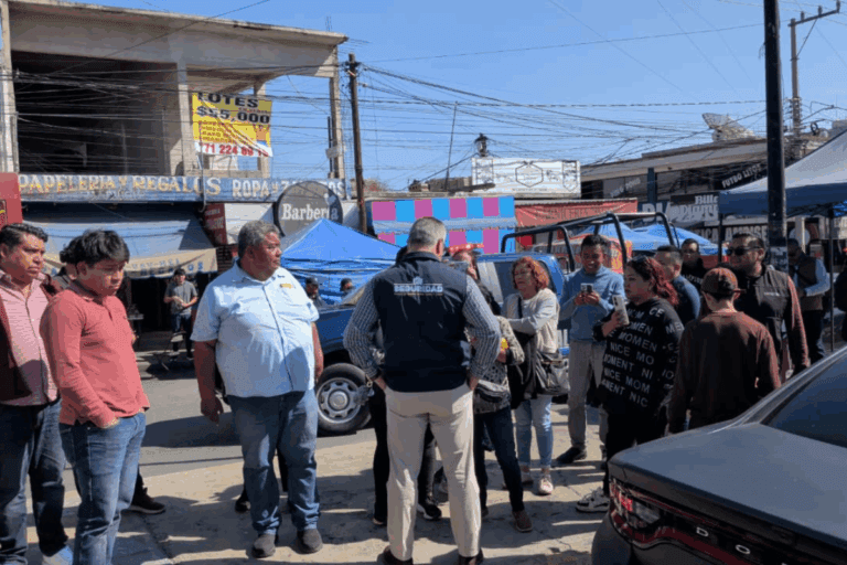 Imagen: Riña entre integrantes de la FOIDEH y comerciantes en El Palmar