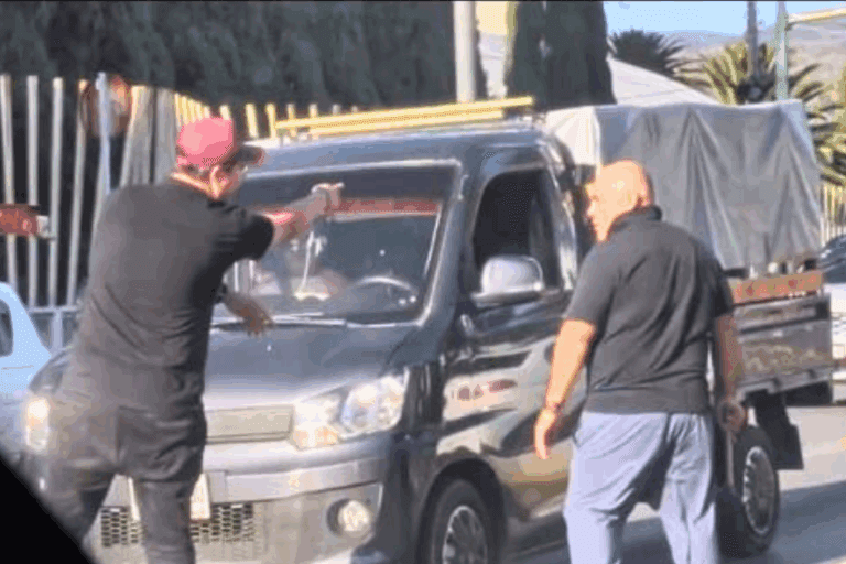 Imagen: Conductores se enfrentan a golpes en plena avenida Juárez de Pachuca