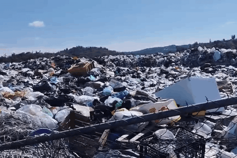 Imagen: Basurero de San Agustín Metzquititlán es tema de discusión por este motivo