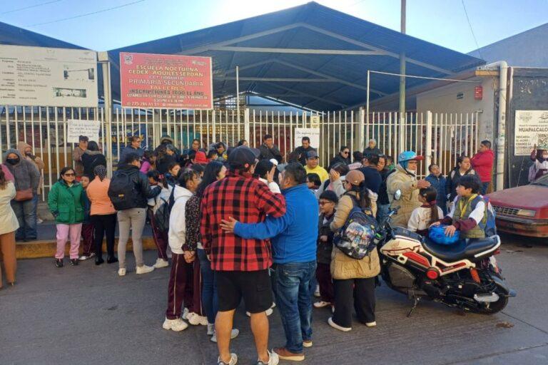 Imagen: Cierran escuela de Tulancingo y cientos de alumnos se quedan sin clases; a esto se debe
