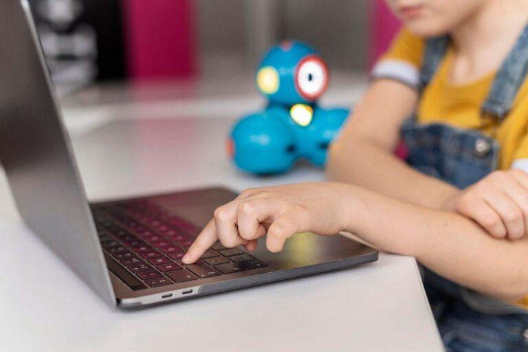 Imagen: Asociación civil de Hidalgo organiza webinar sobre seguridad digital de las infancias