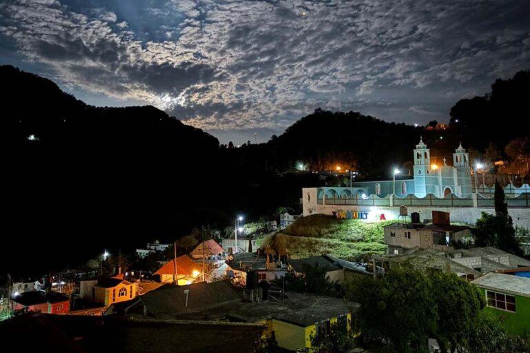 Imagen: ¡Aguas! Mirar hacia una propiedad en Tlahuiltepa ahora puede costarte una sanción