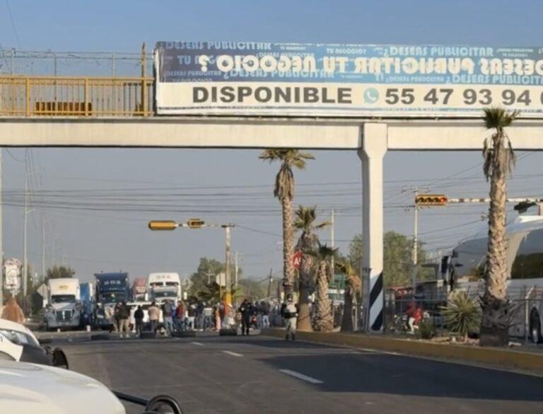 Imagen: Manifestantes mantienen bloqueos en San Salvador, Hidalgo por acuerdos incumplidos