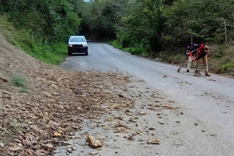 Imagen: Atiende PC derrumbes en carreteras de Huazalingo