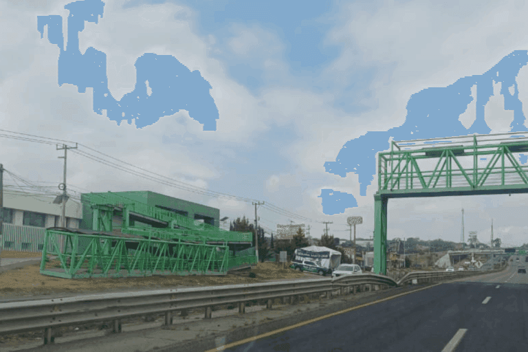 Imagen: Tulancingo: Esta es la fecha estimada para la reapertura del puente peatonal impactado por una grúa