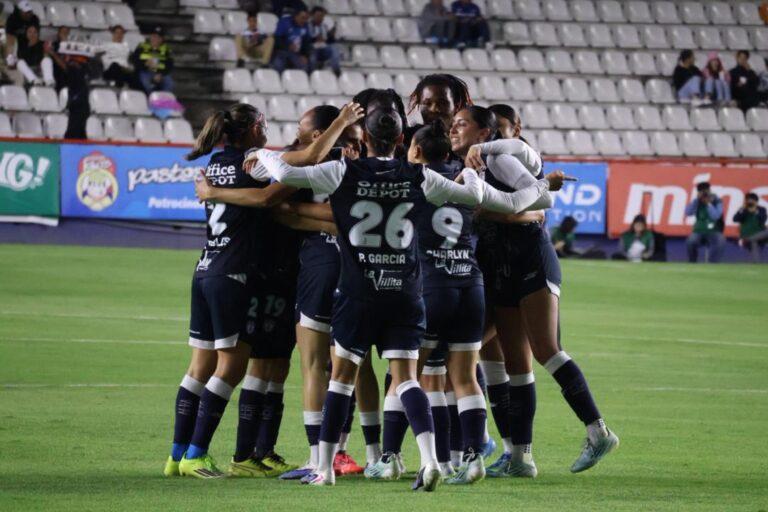Imagen: Tuzas van por el golpe internacional frente al Washington Spirit