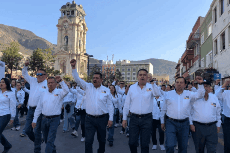 Imagen: SNTE moviliza a miles en Hidalgo: exigen mejores condiciones laborales este 1 de mayo
