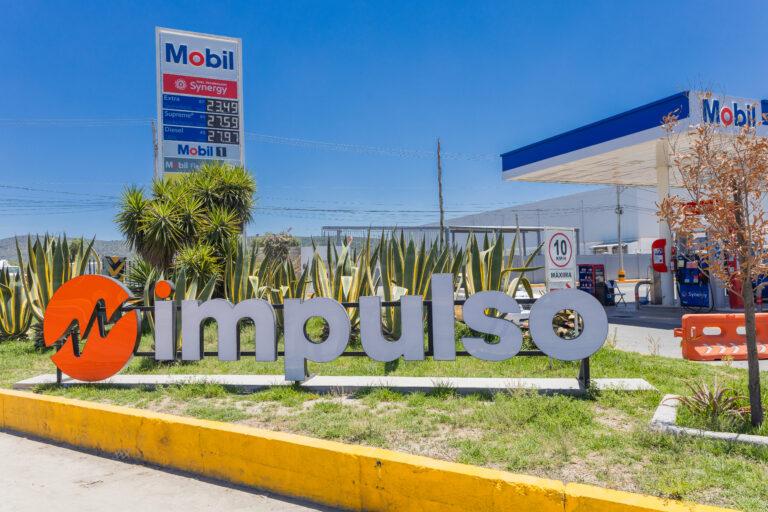 Imagen: ¿Guerra de lonas en Pachuca? La batalla por el rendimiento llega a las gasolineras