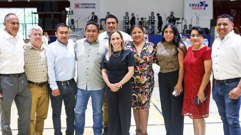 Imagen: Tepeji celebra a sus maestros con premios, rifas y reconocimiento a la experiencia