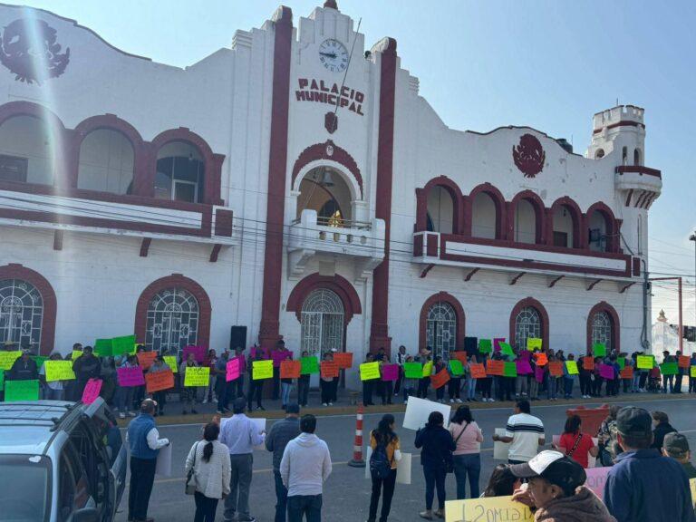 Imagen: Francisco I. Madero, Hidalgo: Protesta de trabajadores exige respuestas a la presidenta municipal
