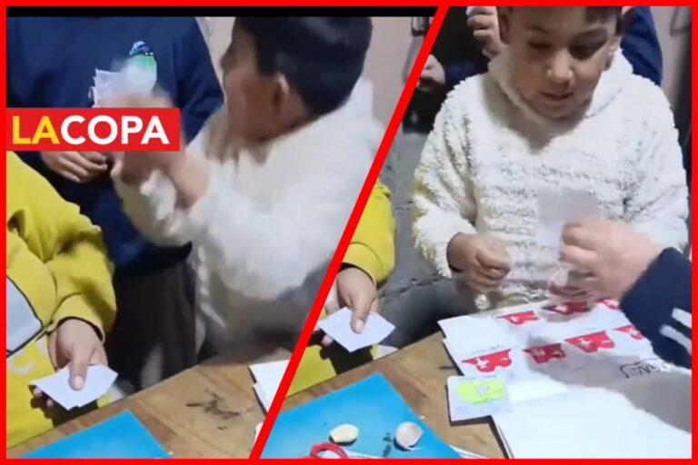 Imagen: Niño recibe estampa de Messi, madre le creó un álbum a mano para el Mundial