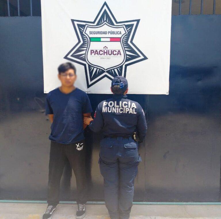 Imagen: Acción oportuna de la Policía de Pachuca permite la detención de presunto distribuidor de droga