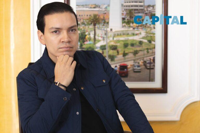 Imagen: Alejandro Chapey incentiva visión educativa regional