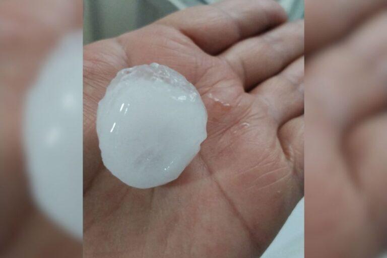 Imagen: ¡Granizo sorprende a vecinos de Pachuca y Mineral! Así cayó la tormenta esta tarde