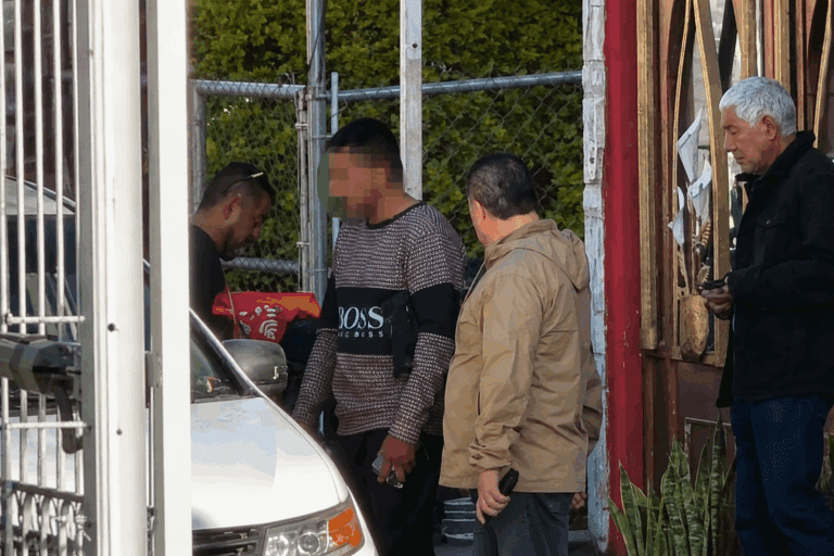Imagen: Llegaron de un anexo en Edomex para llevárselo y él tomó como rehén a su familia para evitarlo
