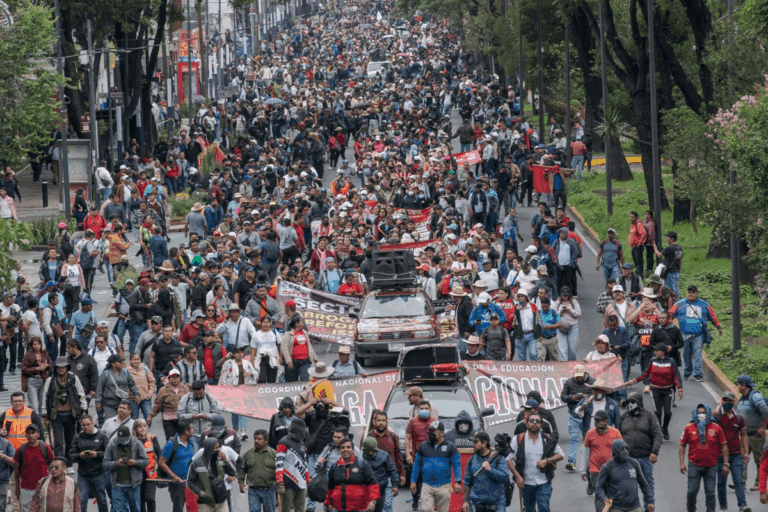 Imagen: Maestros de la CNTE interrumpirán durante la inauguración del Mundial 2026 con marcha