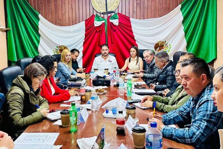 Imagen: Sin estudios superiores, 7 de los 11 asambleístas de Real del Monte
