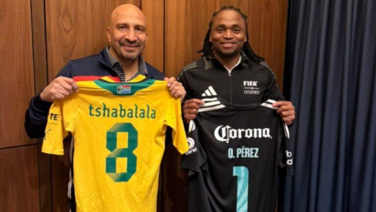Imagen: Estadio Hidalgo revive un capítulo de Sudáfrica 2010: México y Sudáfrica se reencuentran esta tarde en duelo de leyendas