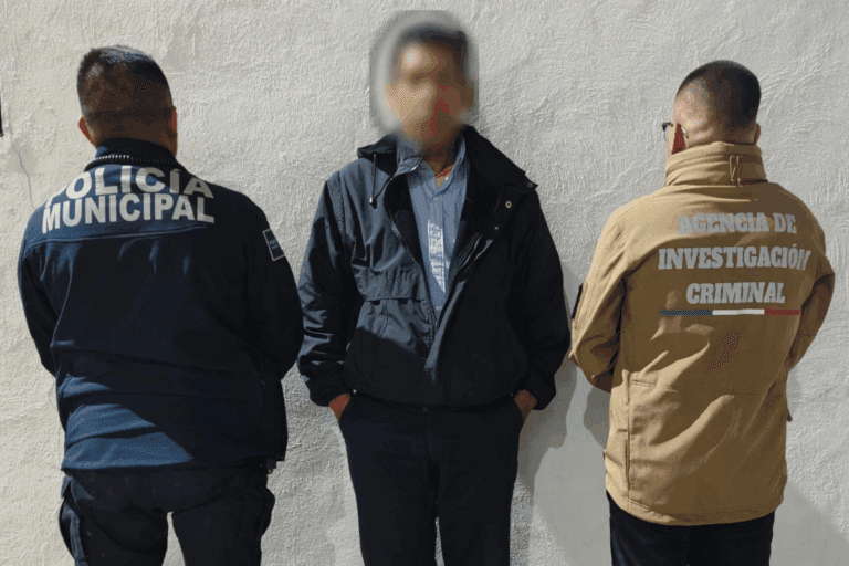 Imagen: Detienen en Mineral de la Reforma a hombre con orden de aprehensión por fraude