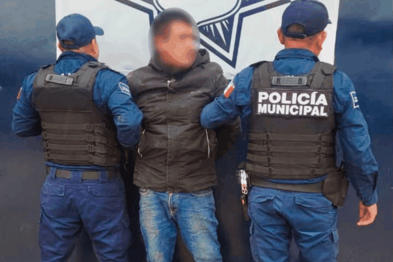 Imagen: Policías de Pachuca aseguran sustancias e investigan posible narcomenudeo