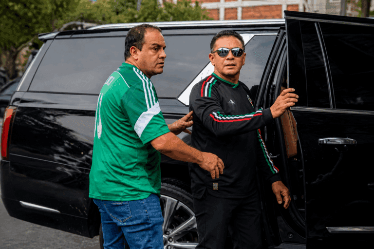 Imagen: VIDEO: Así le fue a Cuauhtémoc Blanco cuando se dirigía al partido de México