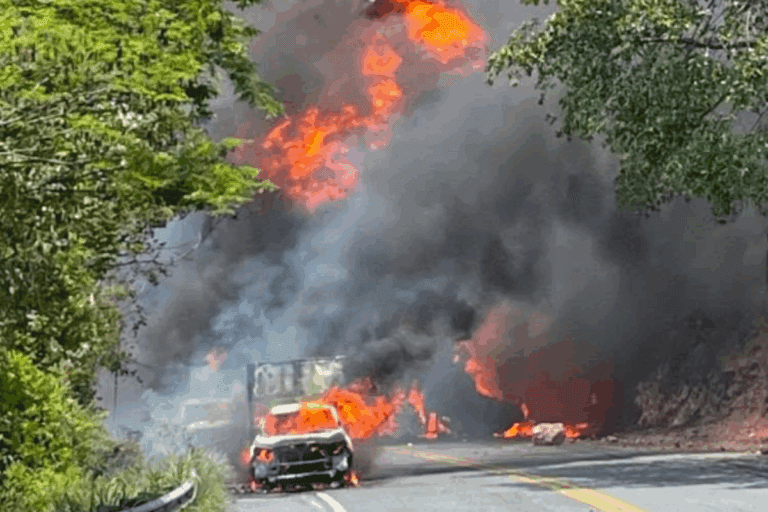 Imagen: Explosión de pipa en la carretera Iguala–Cuernavaca deja 5 heridos